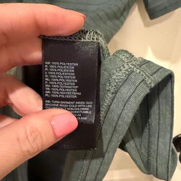 The North Face Flashdry green striped tee, XL - Picture 4 of 7